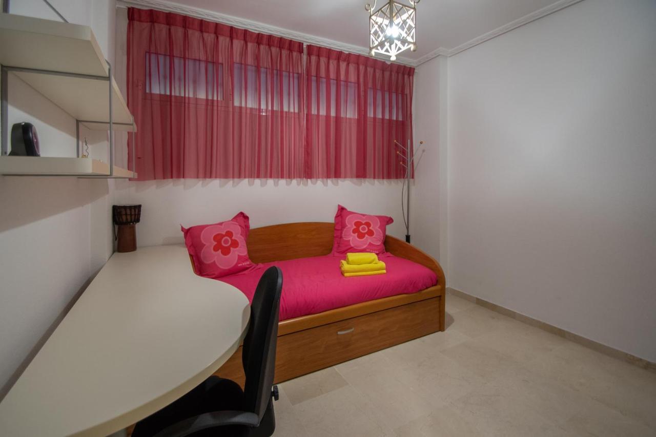 Apartamento Nuestra Andalucia - Cadiz Centro - Parking Εξωτερικό φωτογραφία